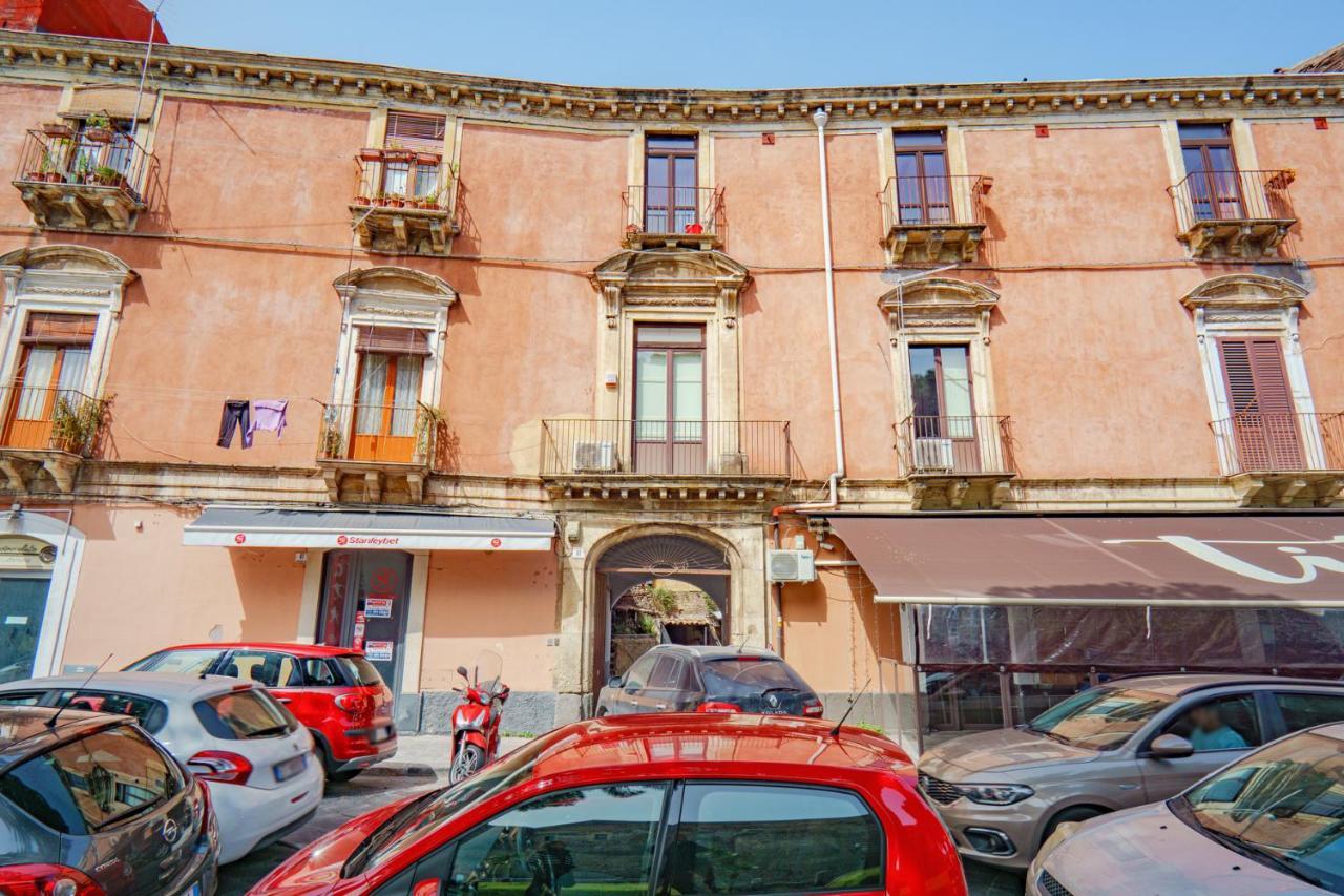 Castle Living Apartman Catania-Fontanarossai nemzetközi repülőtér Kültér fotó